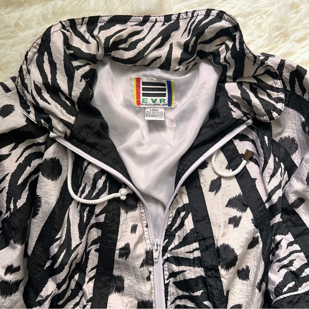 Vintage 80’s EVR Black and Grey Animal Print Windbreaker Jacket